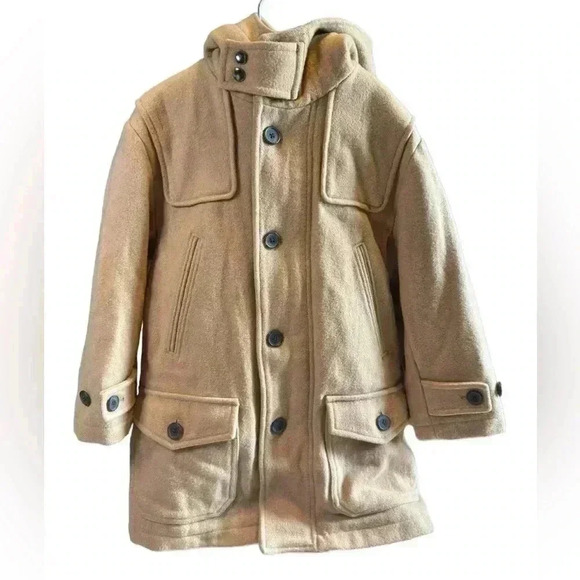 Gap - Picture 1 of 8